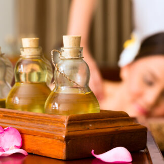 Essential Oil Spa Massage 精油SPA按摩 全身按摩  